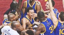 交易核心变动：在这笔三方交易中，一位2米03的前锋将加盟火箭队。