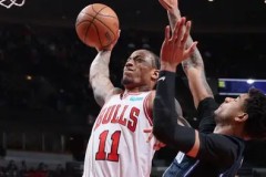 杨瀚森新秀赛季数据亮眼，全面成长展现未来潜力